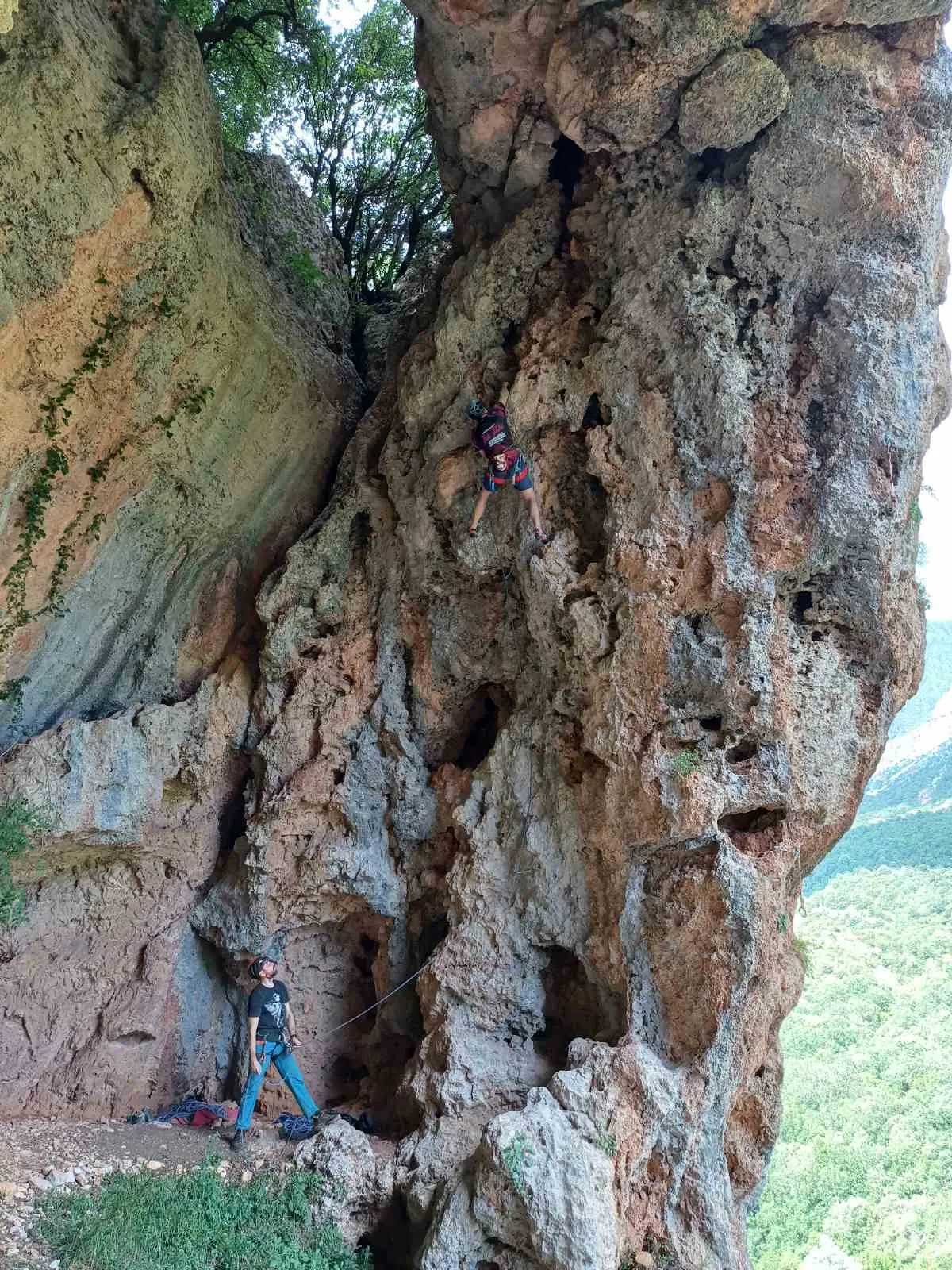 The featured wall of the Pipistrello Cave